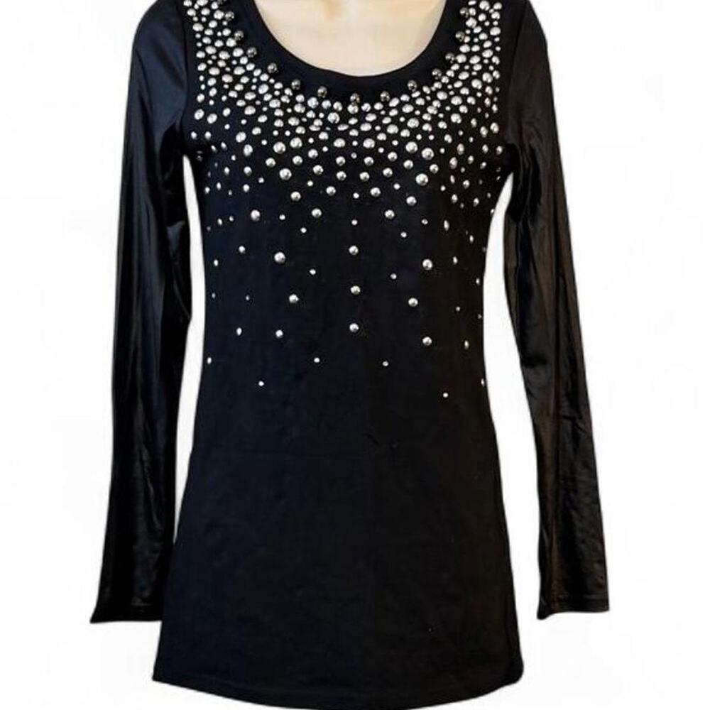 Rue21 brand black long sleeve...